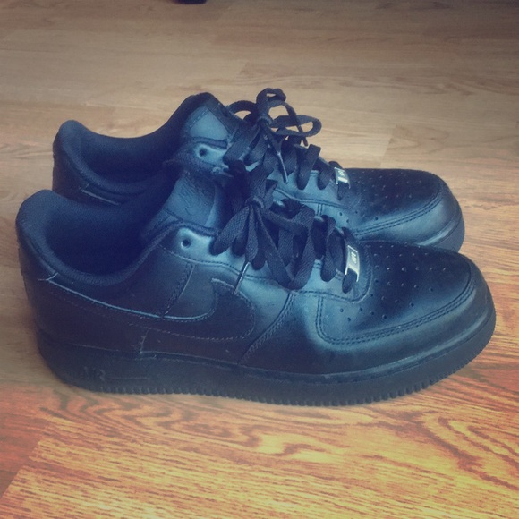 nike all black